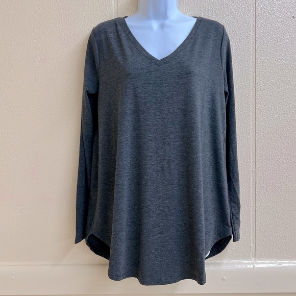 Long Sleeve V Neck Gray Size Medium . - Picture 3 of 5